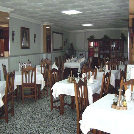 Hostal El Poligono Hotel Лусена Екстериор снимка